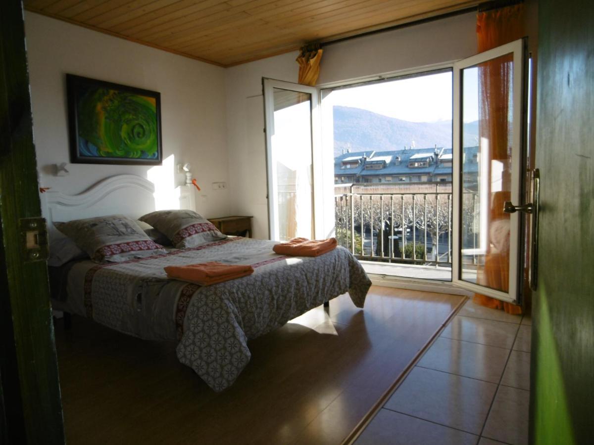 Ap-Art Apartman La Seu d'Urgell Kültér fotó